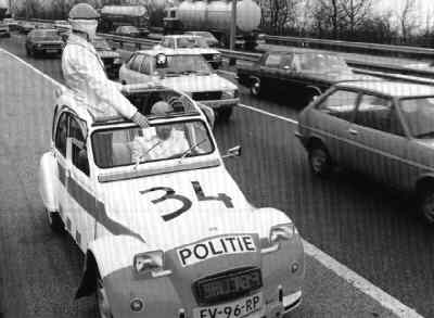 Citroen 2cv6. Werd als 1 april grap in 1980 ingezet door de gemeentepolitie Amsterdam. Foto: J. Riem